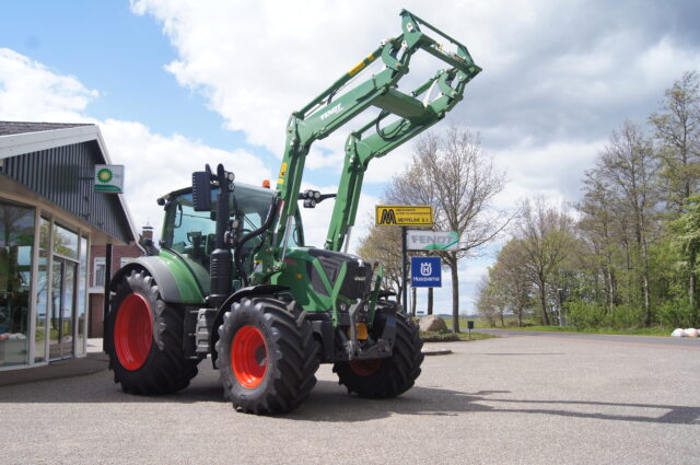 Foto 3 van het album Afgeleverd: Fendt 313 S4
