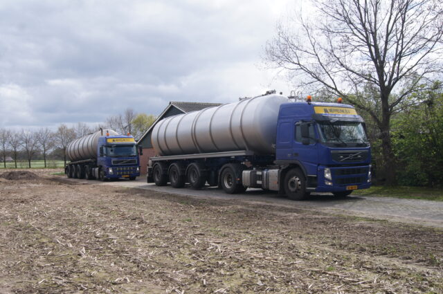 Foto 2 van het album Mest transport