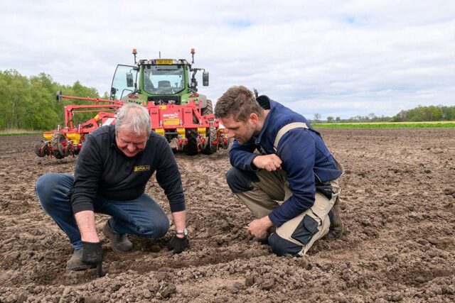 Foto 7 van het album Loon- en grondwerken